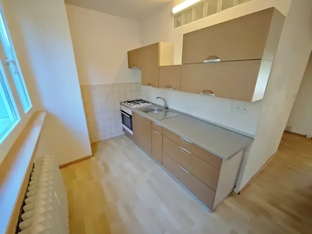 Prodej bytu 2+1, Brno, Nezvalova, 53 m2