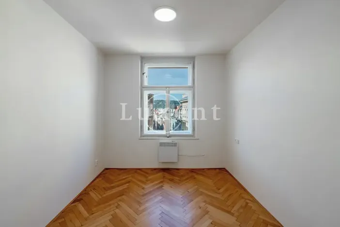 Pronájem bytu 2+kk, Praha - Nové Město, Štěpánská, 42 m2