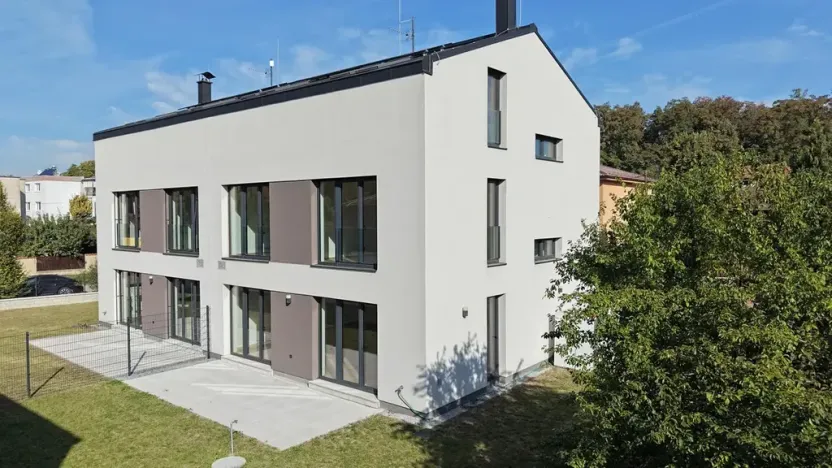 Prodej rodinného domu, Praha - Horní Počernice, Bříšťanská, 218 m2