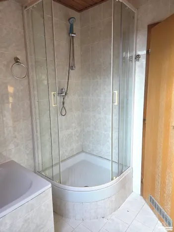 Pronájem rodinného domu, Praha - Újezd nad Lesy, Na Božkovně, 160 m2