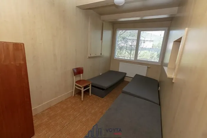 Prodej komerční nemovitosti, Obrnice, 600 m2