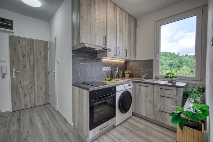 Pronájem bytu 1+kk, Tanvald, Radniční, 25 m2