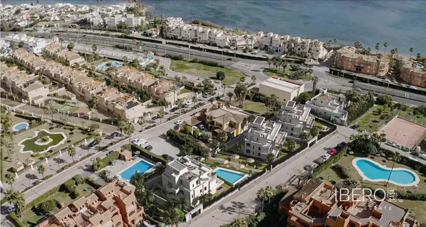 Prodej bytu 4+kk, Estepona, Španělsko, 97 m2