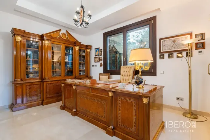 Prodej rodinného domu, Estepona, Španělsko, 761 m2