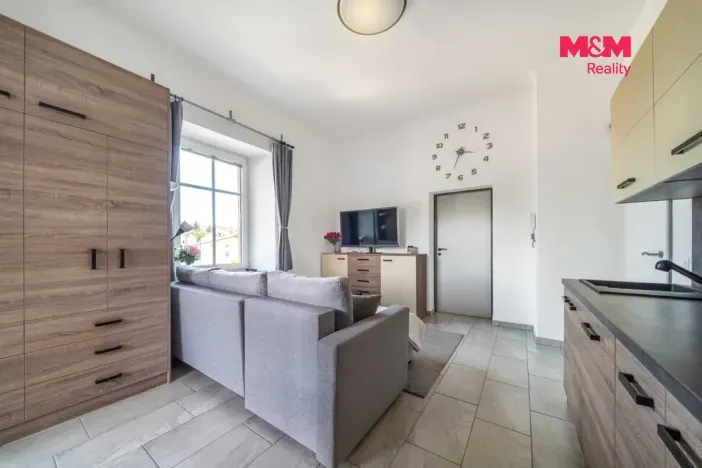 Prodej bytu 4+kk, Lochovice, 64 m2