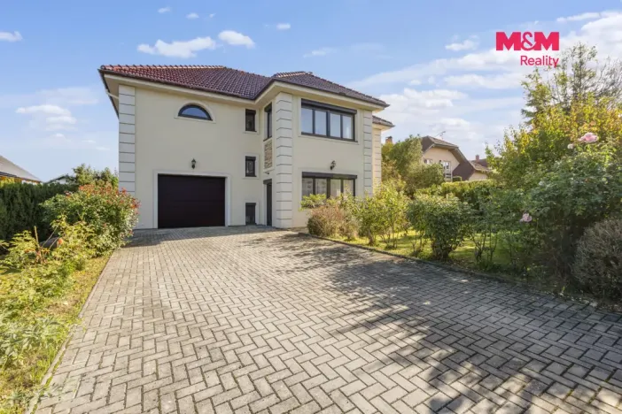 Prodej rodinného domu, Svárov, Ptická, 210 m2