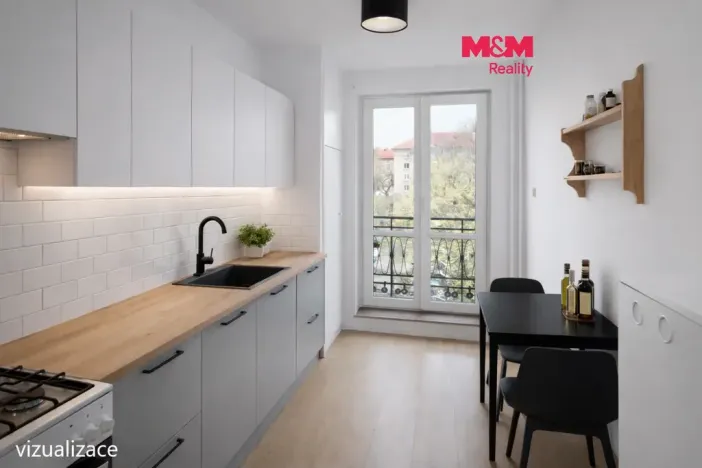 Prodej bytu 4+1, Ostrava, Komenského, 88 m2