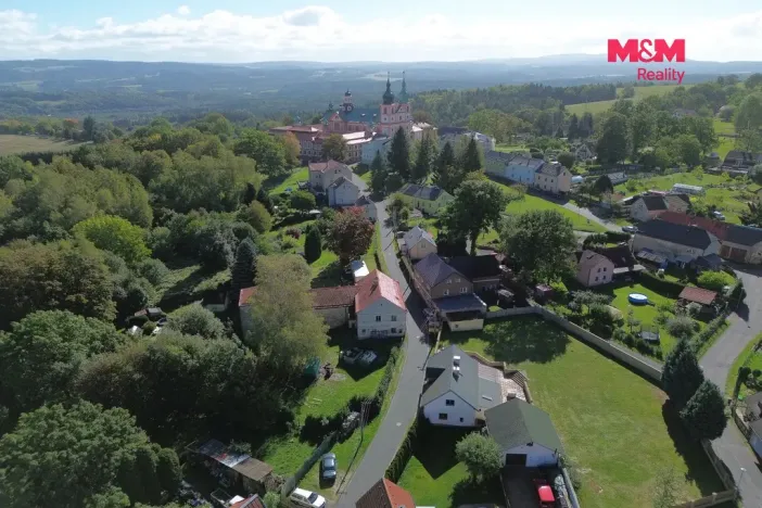 Prodej rodinného domu, Chlum Svaté Maří, Školní, 420 m2