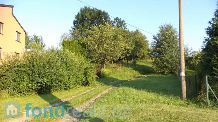 Prodej pozemku, 375 m², Ropice
