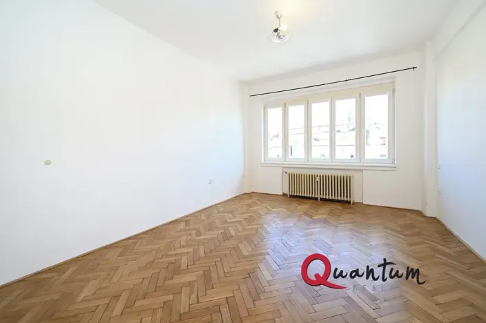 Pronájem bytu 1+kk, Praha - Holešovice, Veverkova, 29 m2
