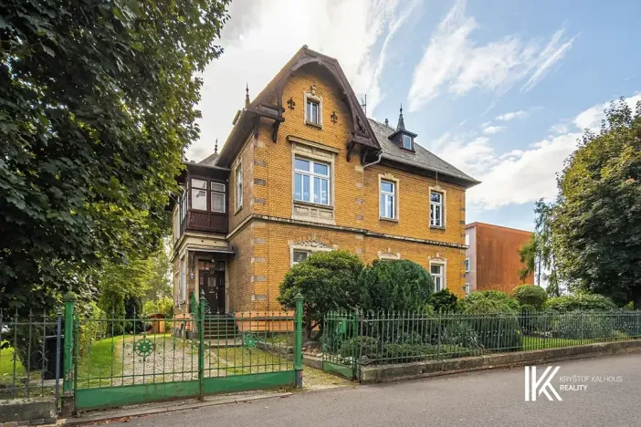 Prodej vícegeneračního domu, Varnsdorf, Legií, 260 m2