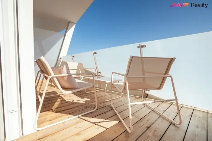 Pronájem bytu 2+kk, Brno, Komárovská, 54 m2