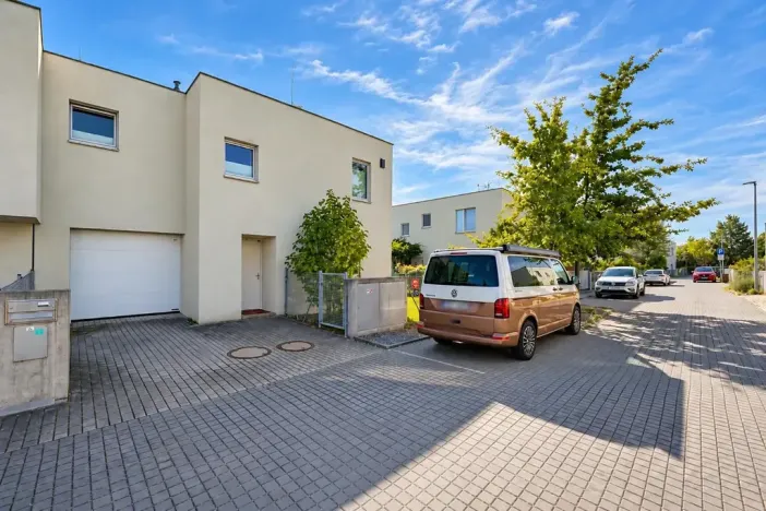 Pronájem rodinného domu, Praha - Slivenec, Růženínová, 115 m2