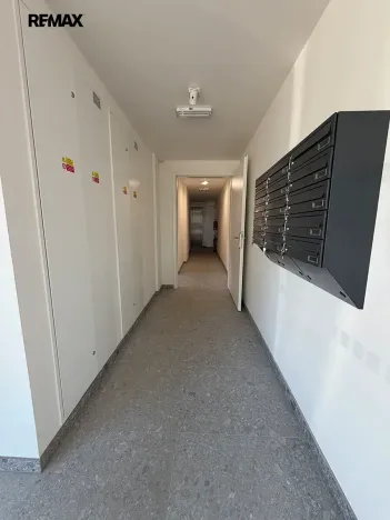 Pronájem bytu 1+kk, Praha - Hostivař, Pražská, 34 m2