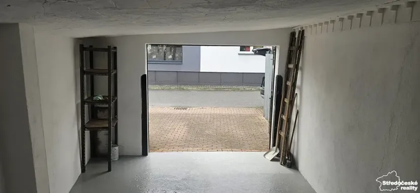 Pronájem garáže, Praha - Čakovice, Na bahnech, 15 m2