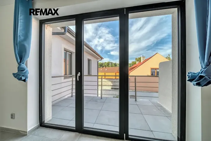 Pronájem bytu 1+kk, Velký Osek, Revoluční, 22 m2