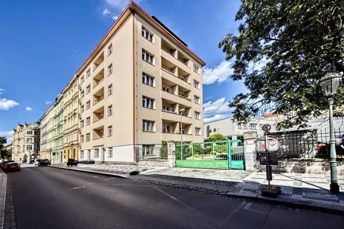 Prodej bytu 3+1, Praha - Nové Město, Ke Karlovu, 91 m2
