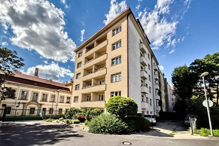 Prodej bytu 3+1, Praha - Nové Město, Ke Karlovu, 91 m2