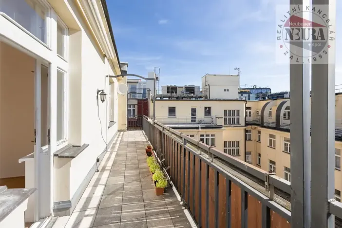 Prodej bytu 4+1, Praha - Nové Město, Národní, 96 m2
