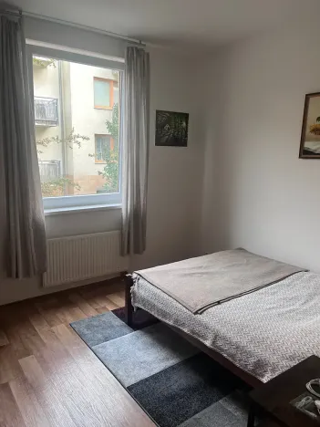 Pronájem bytu 2+kk, Praha, Komořanská, 39 m2