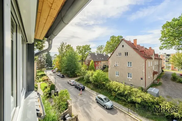 Pronájem bytu 4+kk, Liberec, Na Výšinách, 158 m2
