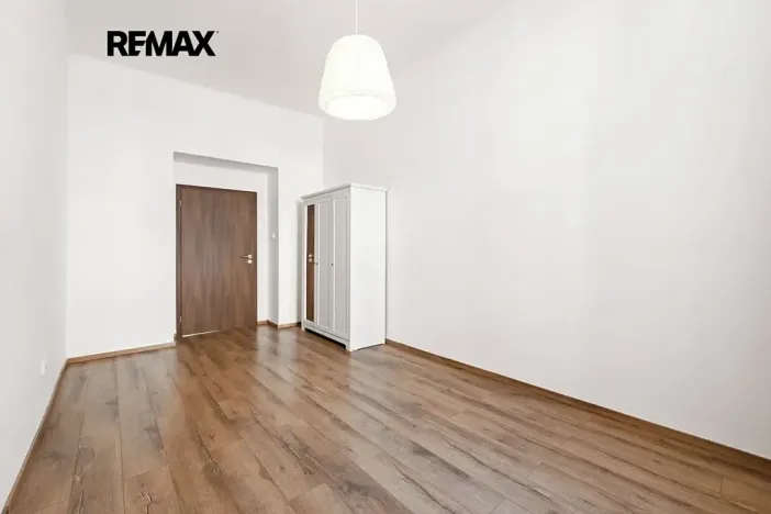 Pronájem bytu 2+1, Praha - Smíchov, Staropramenná, 49 m2