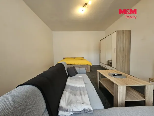 Pronájem bytu 2+kk, Smržovka, náměstí T. G. Masaryka, 50 m2