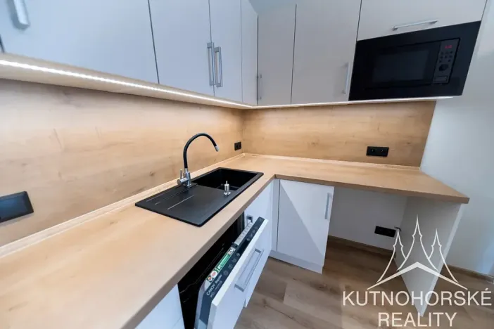 Prodej bytu 2+kk, Praha - Žižkov, Spojovací, 40 m2