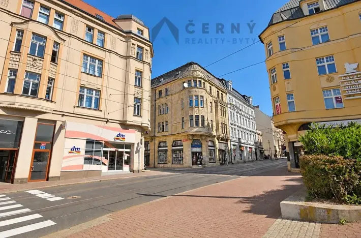 Pronájem bytu 2+1, Liberec, Liliová, 45 m2