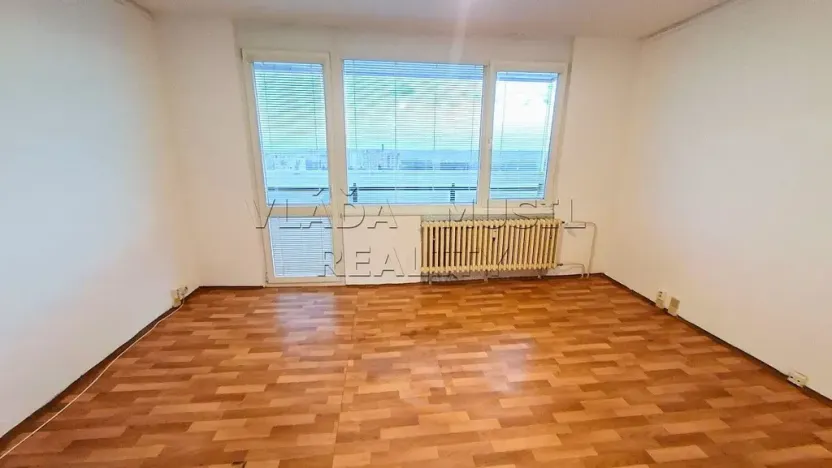 Prodej bytu 1+kk, Praha - Kamýk, Písnická, 32 m2