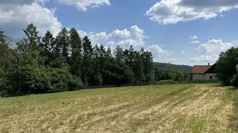 Prodej pozemku pro bydlení, Medonosy, 2048 m2