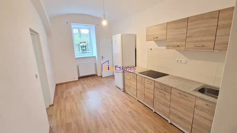 Pronájem bytu 1+1, Praha - Vršovice, Žitomírská, 40 m2