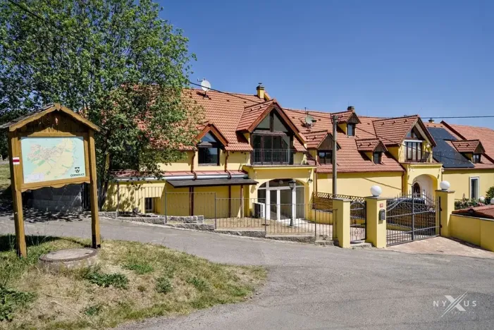 Prodej bytu 3+kk, Černolice, Ke dvoru, 76 m2
