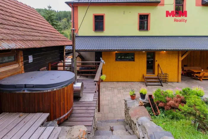 Prodej rodinného domu, Holčovice - Spálené, 550 m2