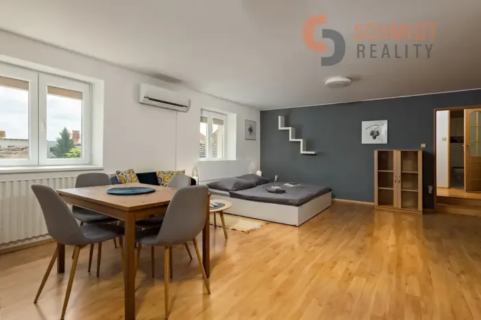 Prodej vícegeneračního domu, Podivín, 450 m2