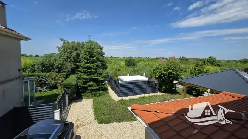 Prodej rodinného domu, Pomorie, Bulharsko, 166 m2