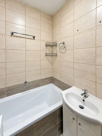 Prodej bytu 2+1, Kadaň, Chomutovská, 53 m2