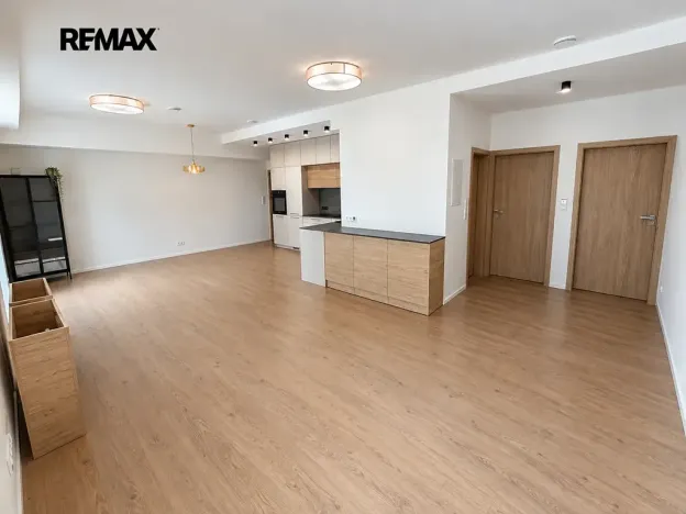 Prodej kanceláře, Slavkov u Brna, 81 m2
