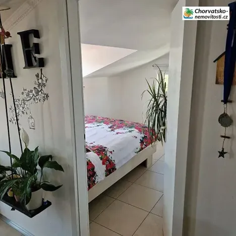 Prodej bytu 3+1, Novalja, Chorvatsko, 81 m2