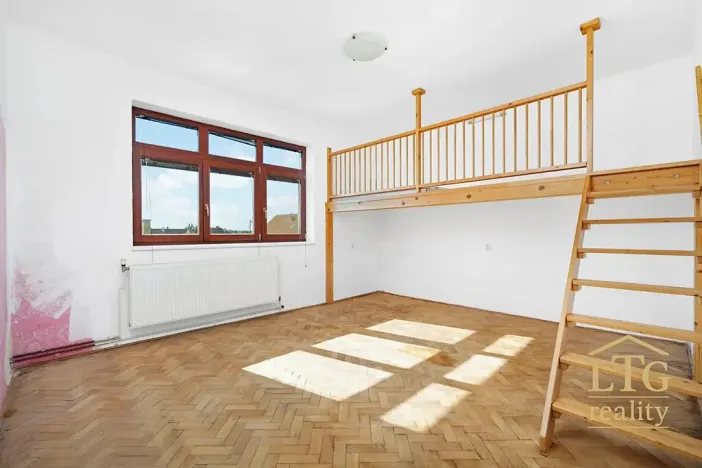 Prodej bytu 3+1, Hrušovany nad Jevišovkou, Na Vršku, 86 m2
