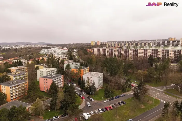 Pronájem garáže, Brno, Třískalova, 19 m2