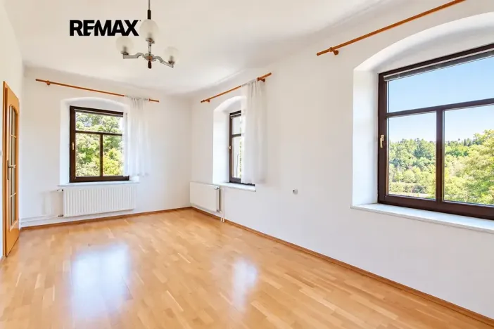 Prodej rodinného domu, Kájov, U Kostela, 200 m2
