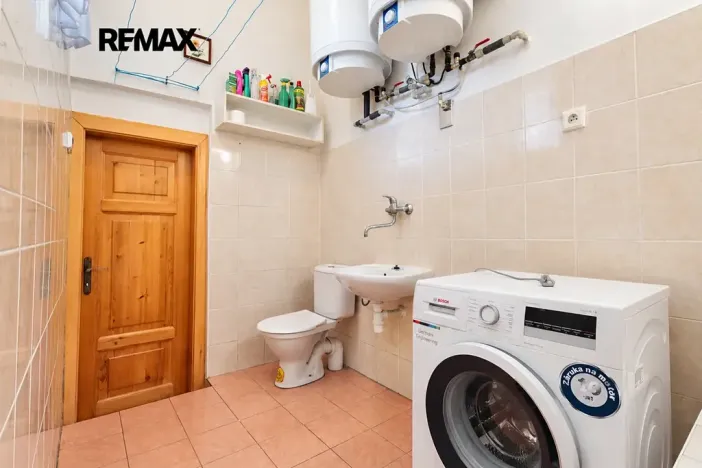 Prodej rodinného domu, Kájov, U Kostela, 200 m2