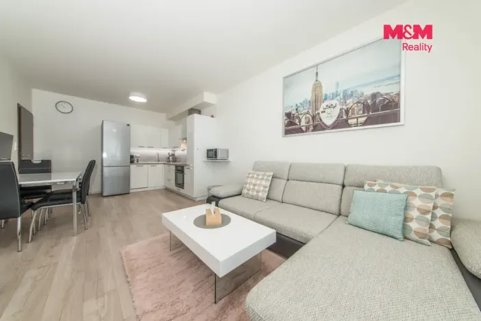 Prodej bytu 2+kk, Praha - Štěrboholy, Kryšpínova, 60 m2