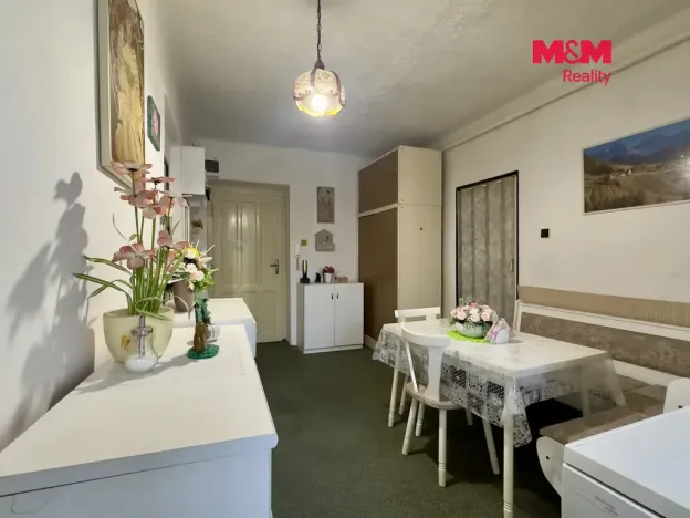 Pronájem bytu 3+1, Zákolany, 81 m2