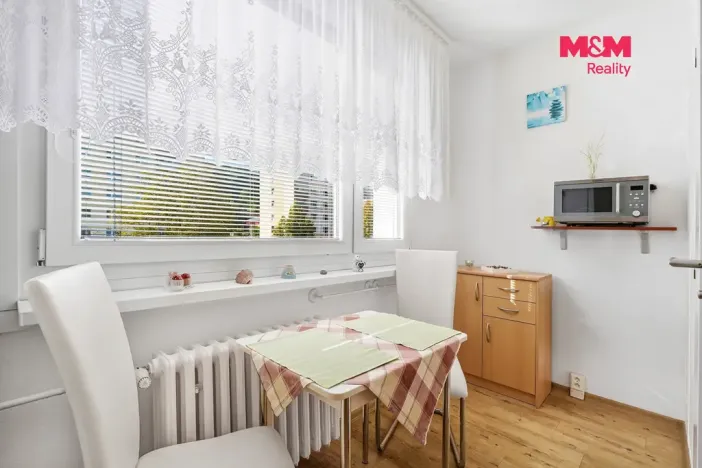 Prodej bytu 2+1, Ústí nad Labem - Neštěmice, Hluboká, 63 m2