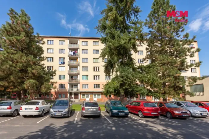 Prodej bytu 1+kk, Karlovy Vary - Stará Role, Fibichova, 18 m2
