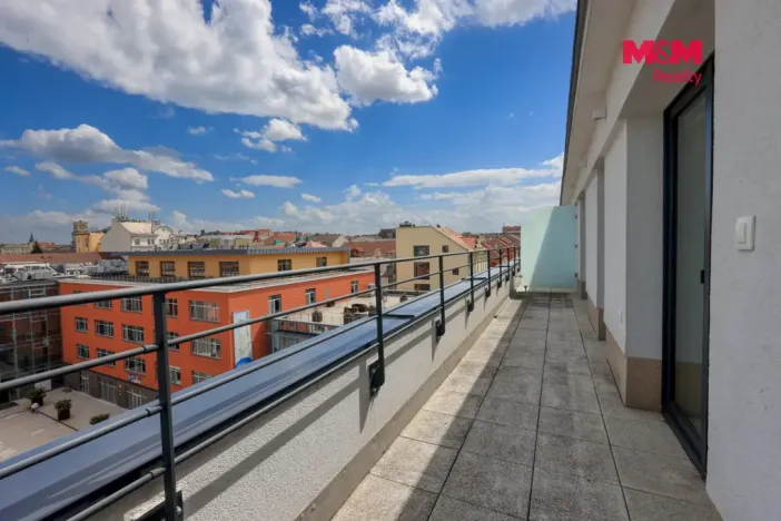 Pronájem bytu 2+kk, Plzeň, U Tržiště, 50 m2