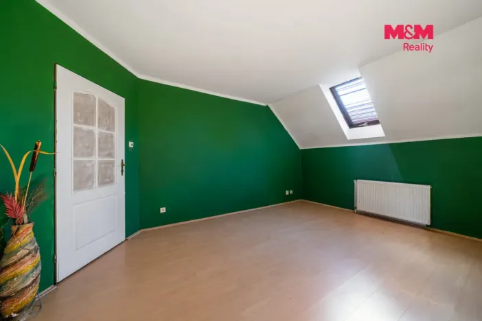 Prodej obchodního prostoru, Krásné Údolí, 220 m2