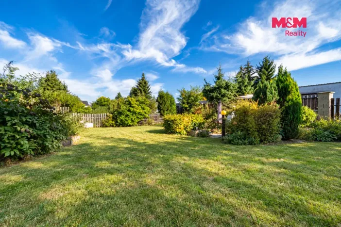 Prodej obchodního prostoru, Krásné Údolí, 220 m2